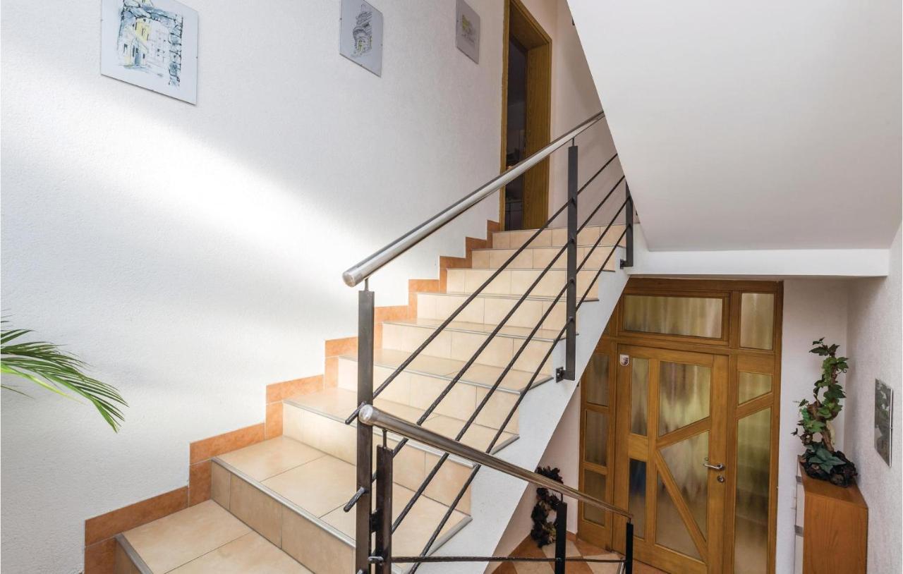Stunning Apartment In Volosko With House Sea View 외부 사진