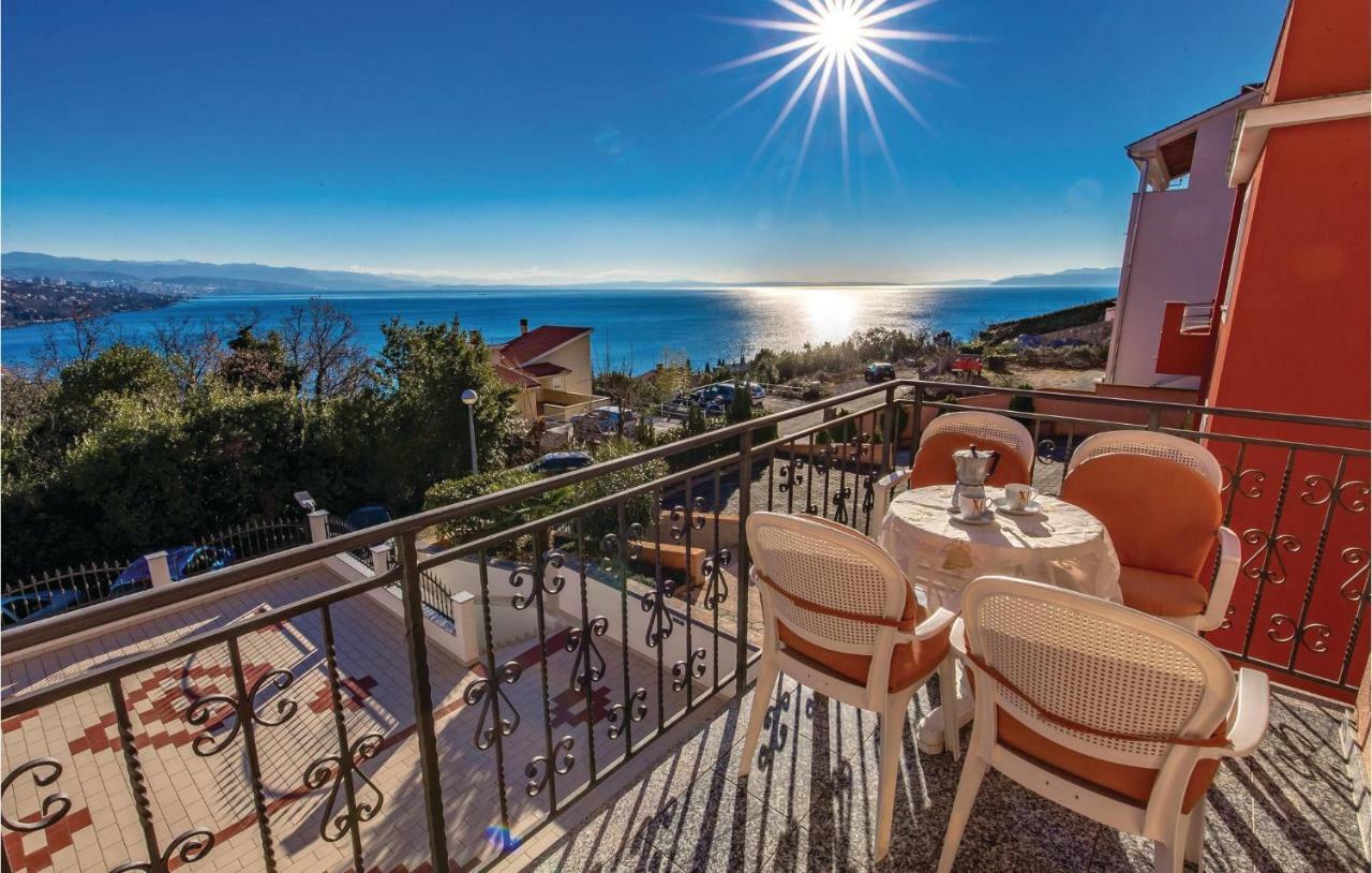 Stunning Apartment In Volosko With House Sea View 외부 사진